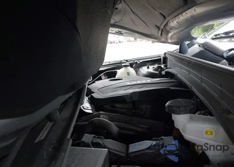 2024 Kia Sportage Lx z USA, uszkodzony, nr VIN KNDPUCDF2R7275330